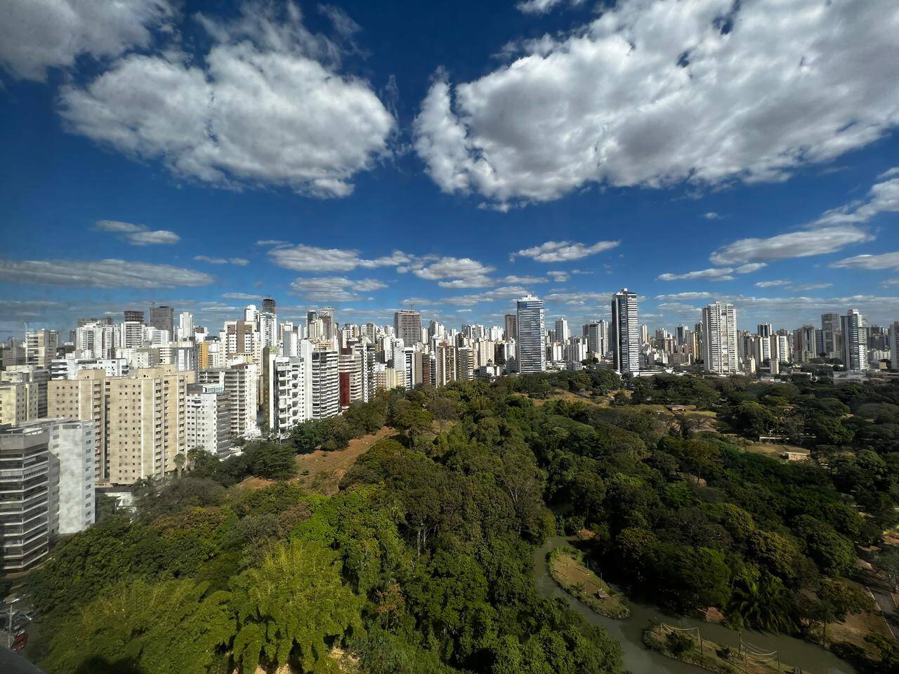 Apartamento, 3 quartos, 305 m² - Foto 2