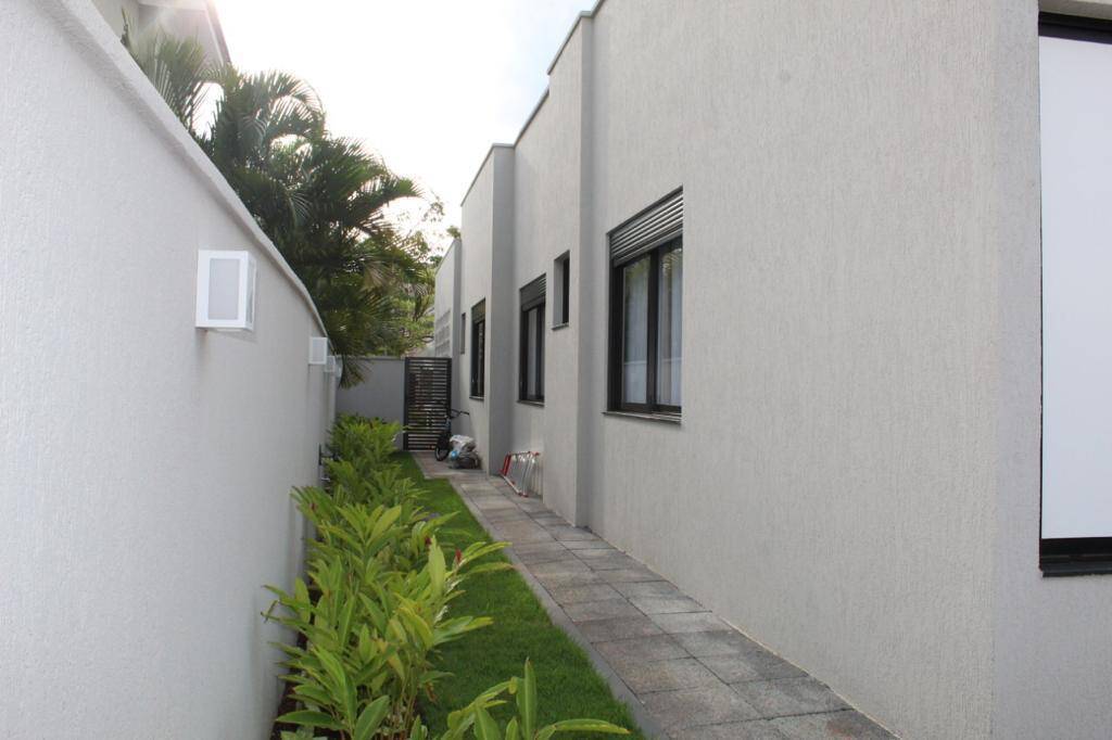 Casa à venda com 4 quartos, 269m² - Foto 45