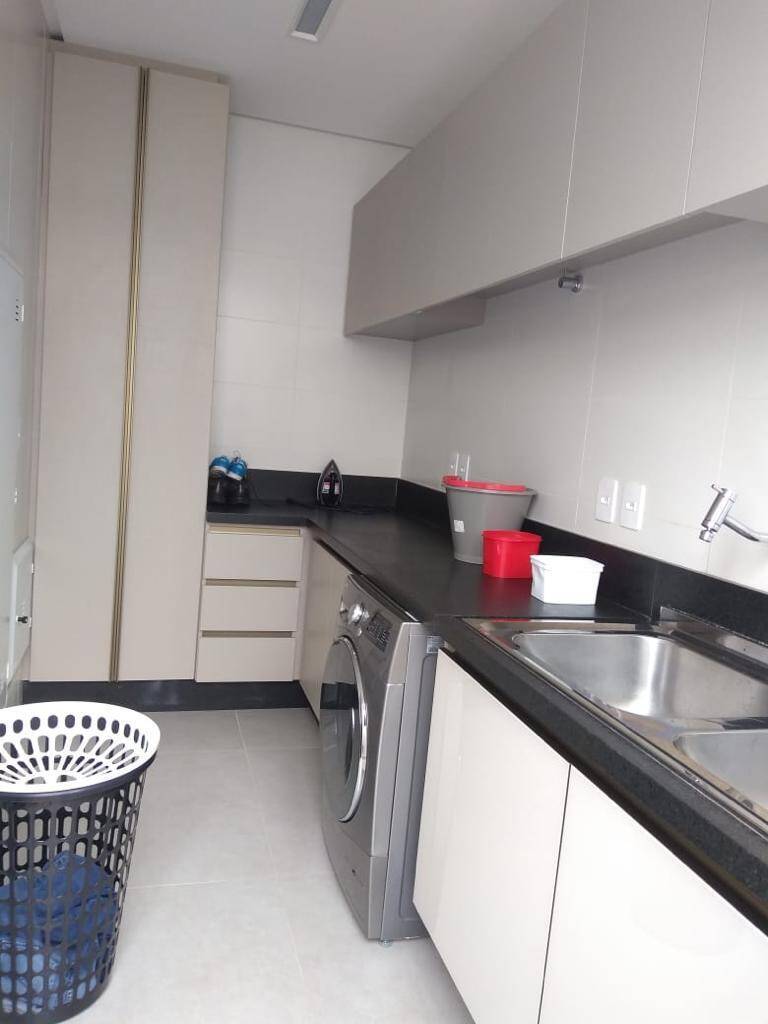 Casa à venda com 4 quartos, 269m² - Foto 18