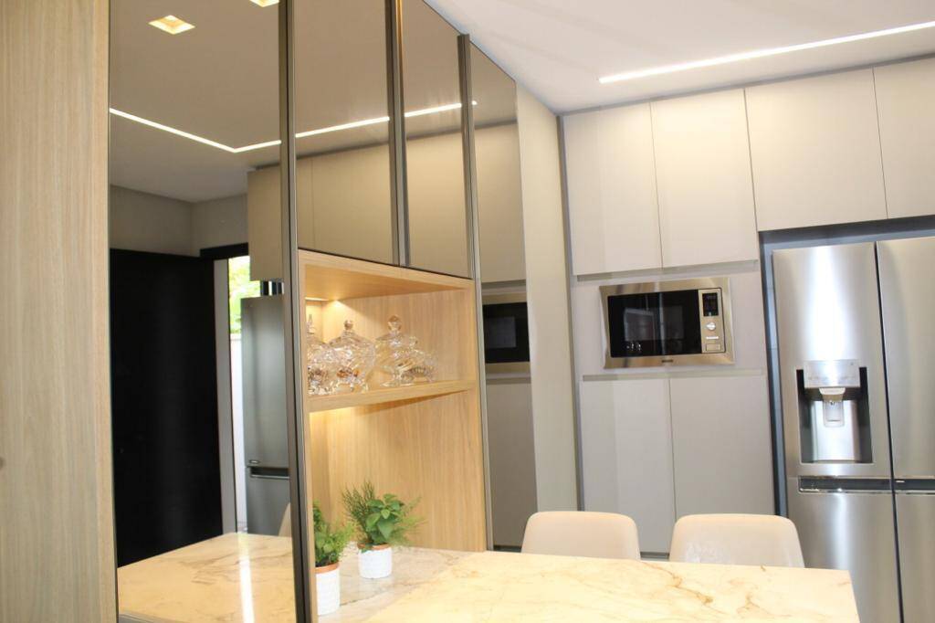 Casa à venda com 4 quartos, 269m² - Foto 33