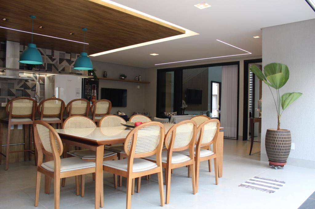 Casa à venda com 4 quartos, 269m² - Foto 35