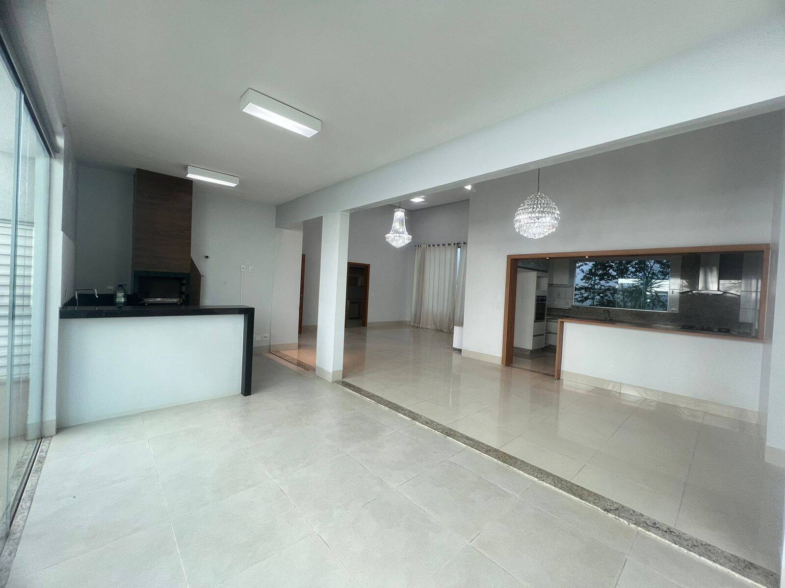 Casa, 4 quartos, 230 m² - Foto 9