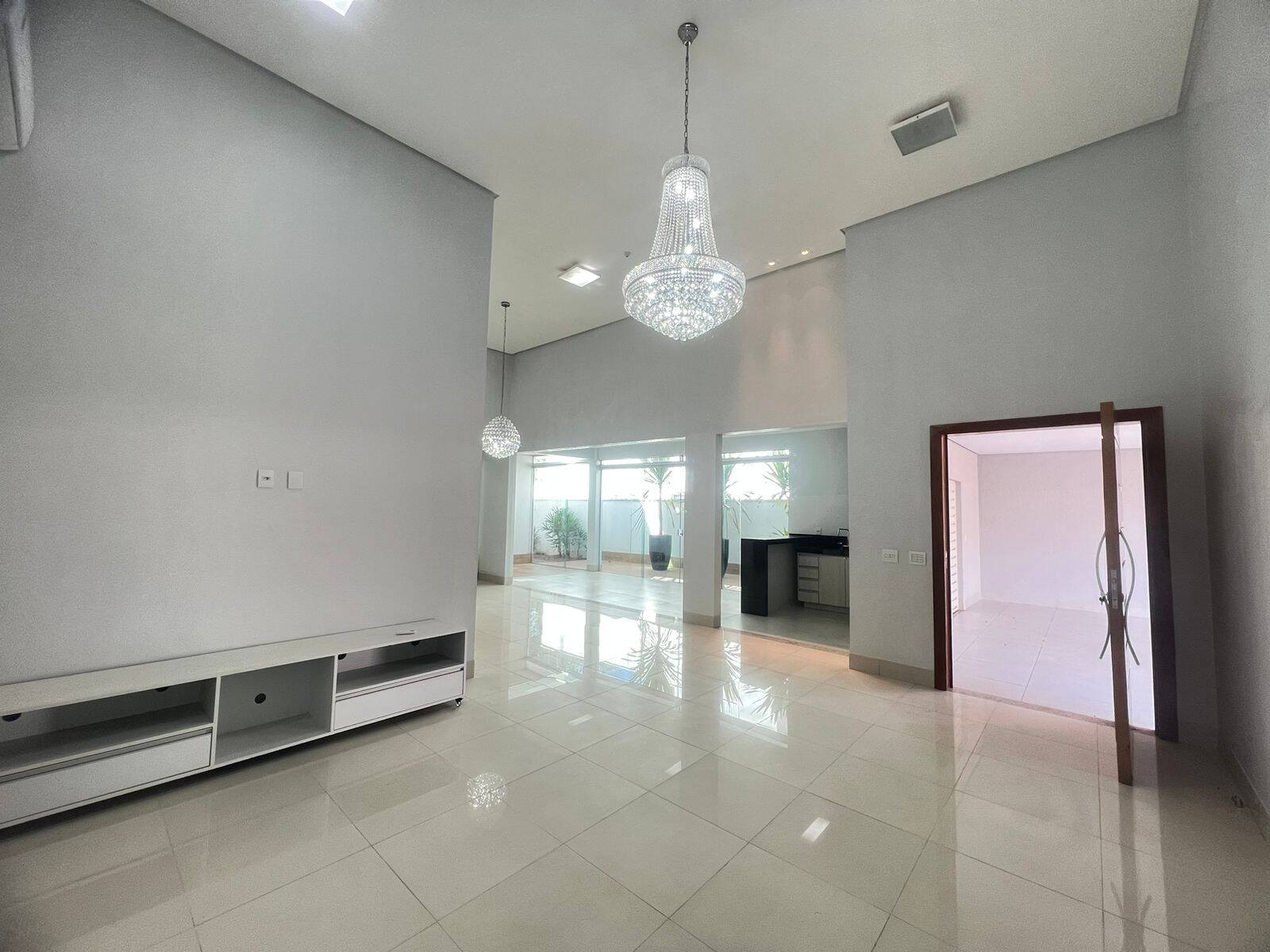 Casa, 4 quartos, 230 m² - Foto 8
