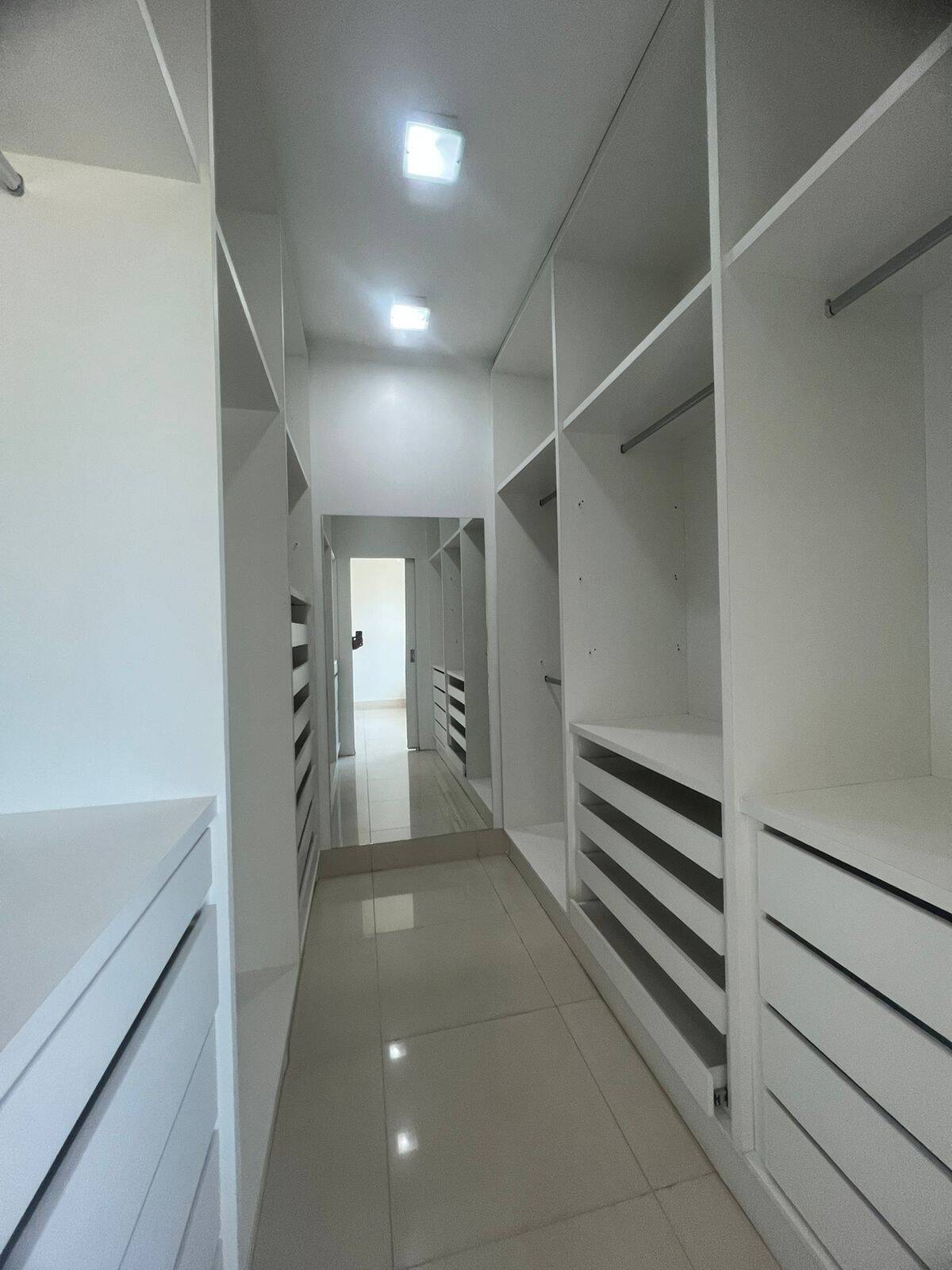 Casa, 4 quartos, 230 m² - Foto 26