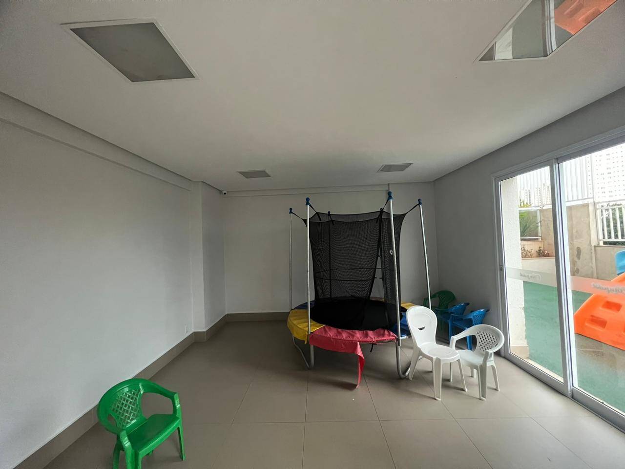 Apartamento à venda com 3 quartos, 92m² - Foto 17