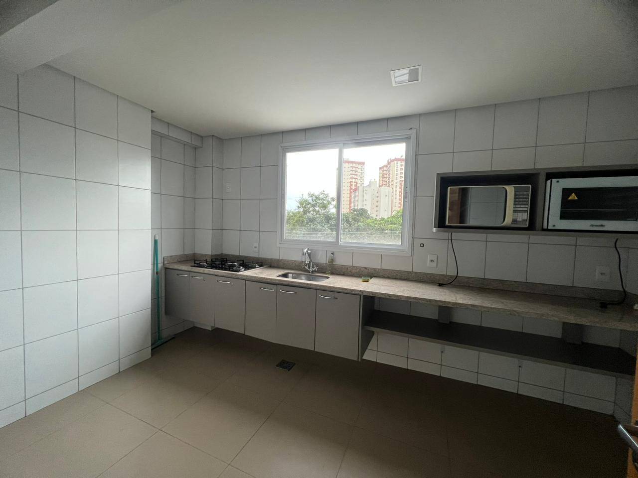 Apartamento à venda com 3 quartos, 92m² - Foto 25