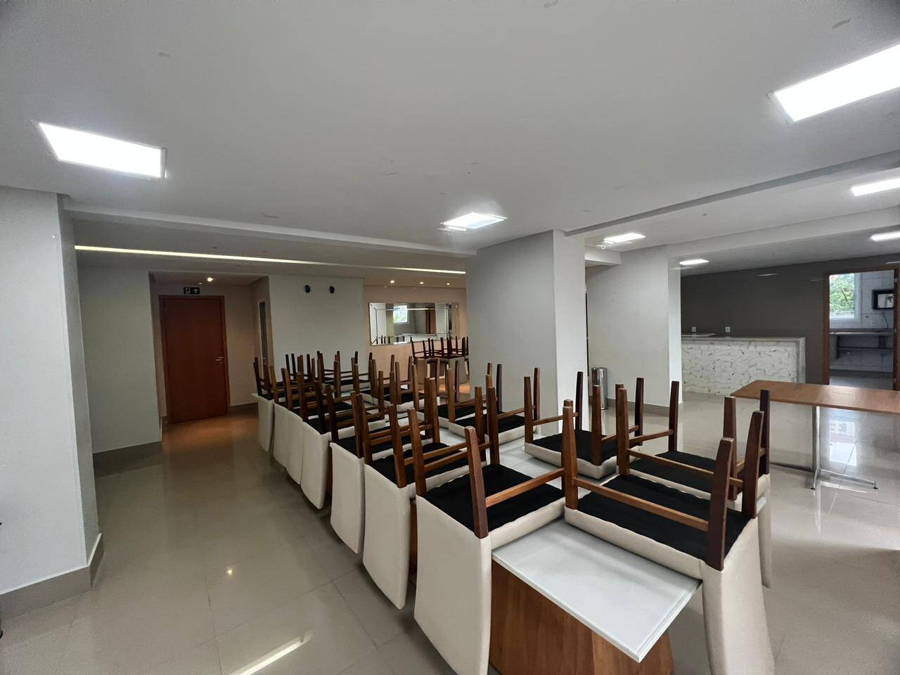 Apartamento à venda com 3 quartos, 92m² - Foto 27
