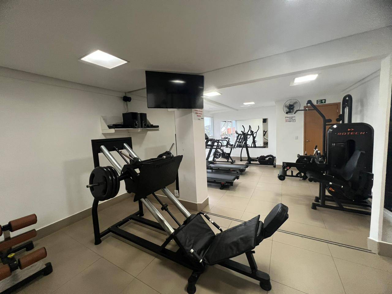 Apartamento à venda com 3 quartos, 92m² - Foto 32