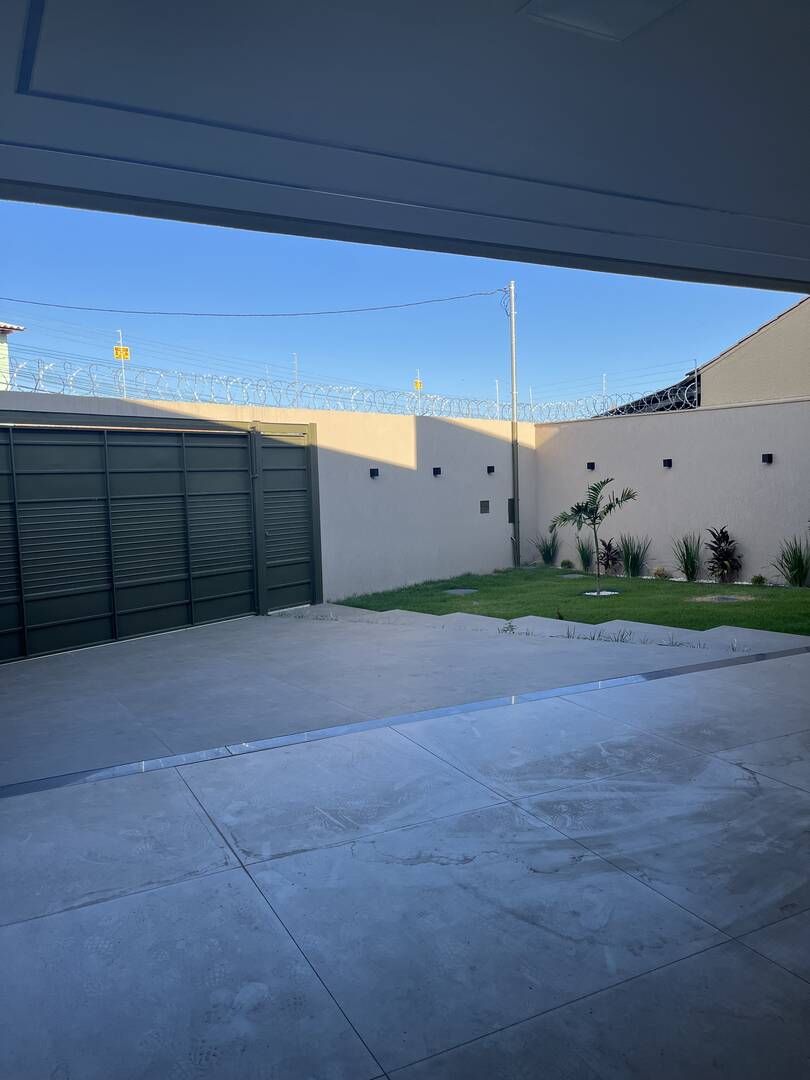 Casa à venda com 3 quartos, 200m² - Foto 32