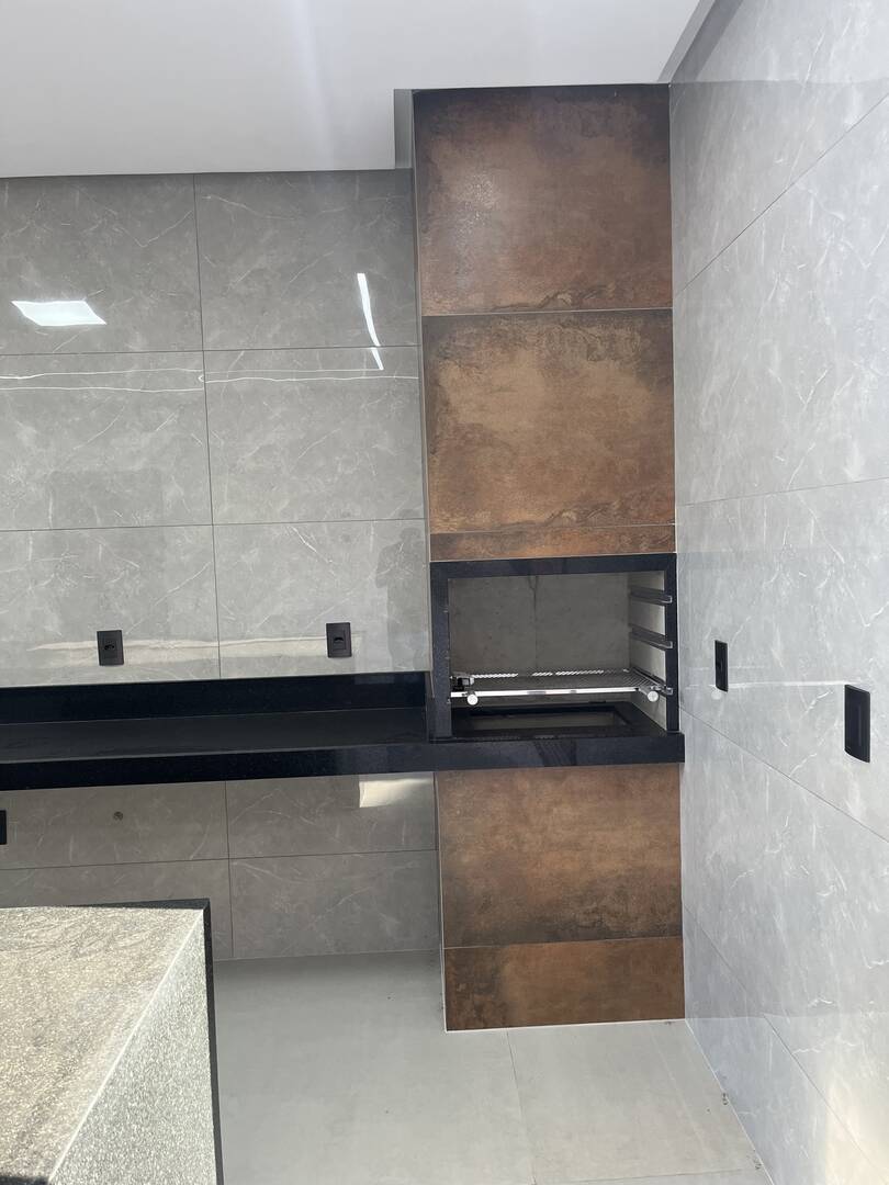 Casa à venda com 3 quartos, 200m² - Foto 36