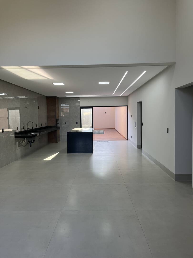 Casa à venda com 3 quartos, 200m² - Foto 40