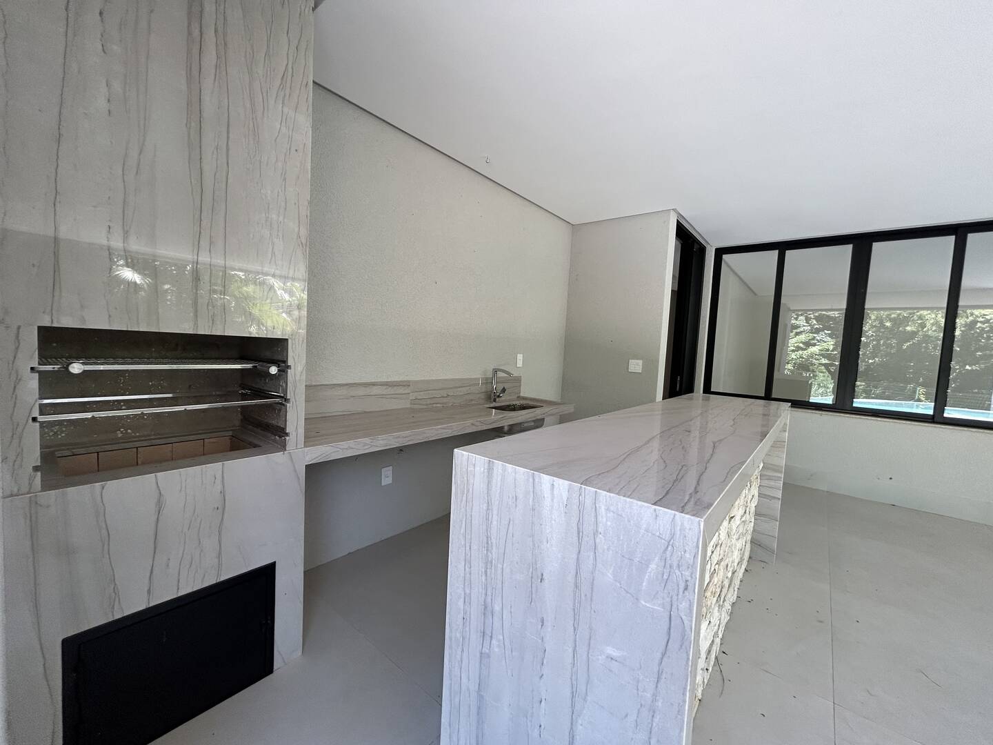 Casa à venda com 4 quartos, 453m² - Foto 11