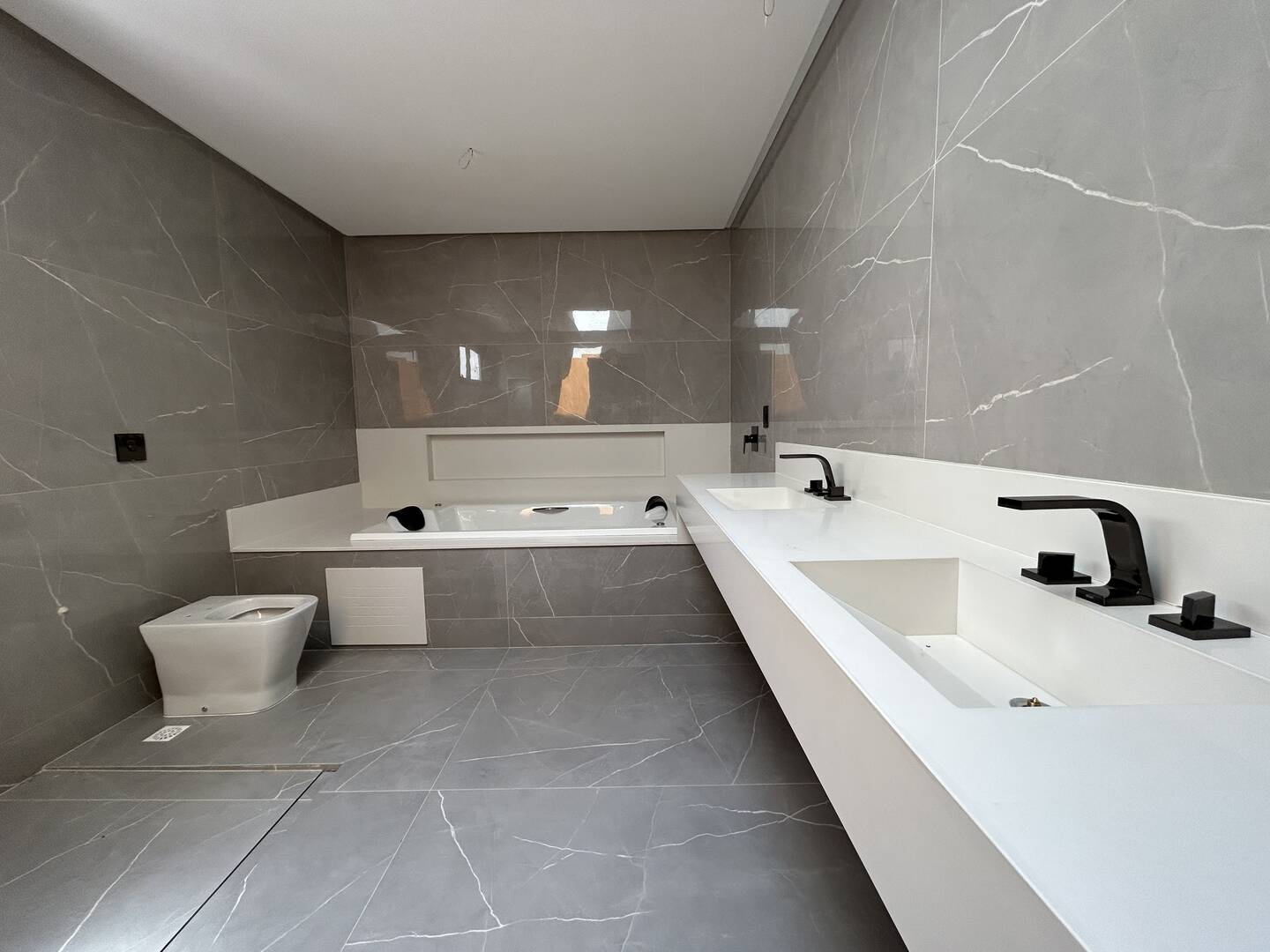 Casa à venda com 4 quartos, 453m² - Foto 28