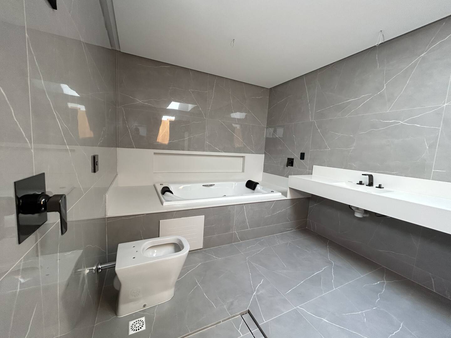 Casa à venda com 4 quartos, 453m² - Foto 30