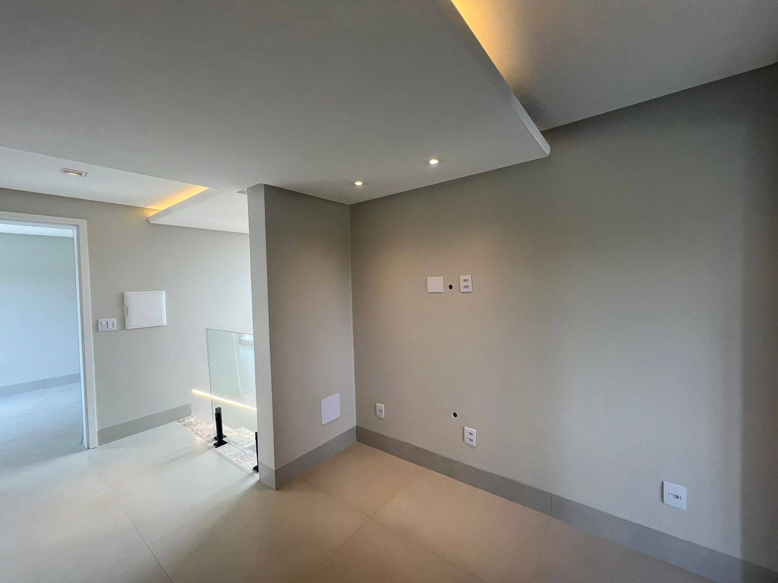 Casa à venda com 3 quartos, 254m² - Foto 7