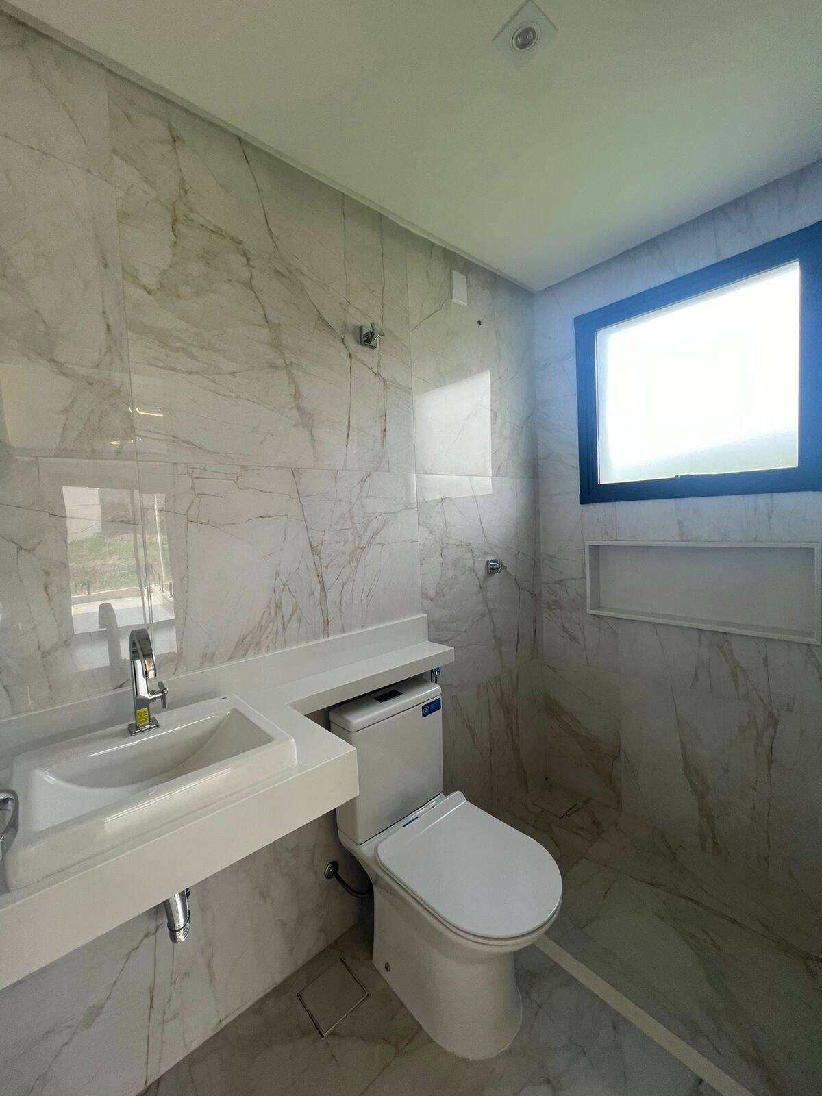 Casa à venda com 3 quartos, 254m² - Foto 11