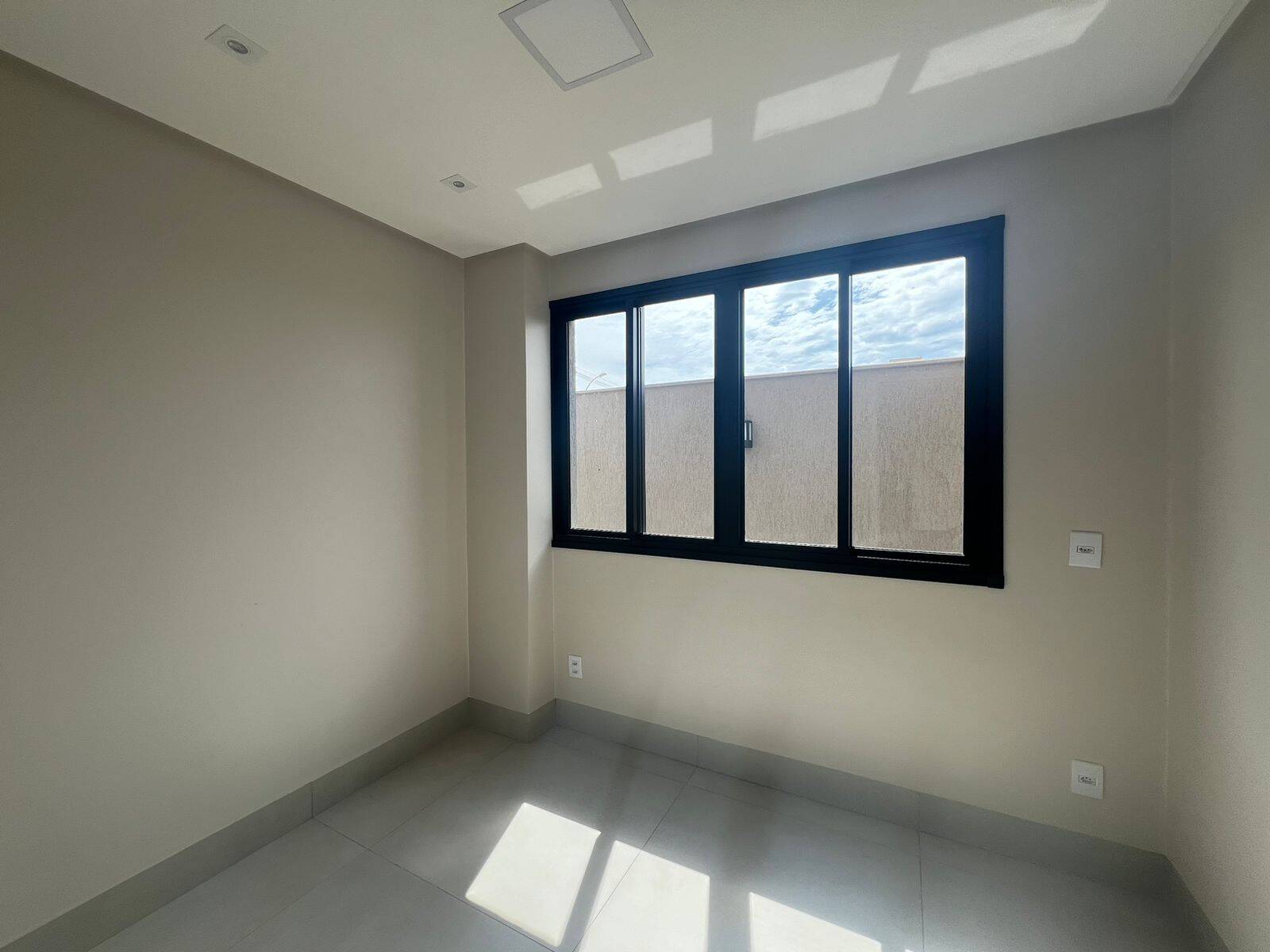 Casa à venda com 3 quartos, 254m² - Foto 23