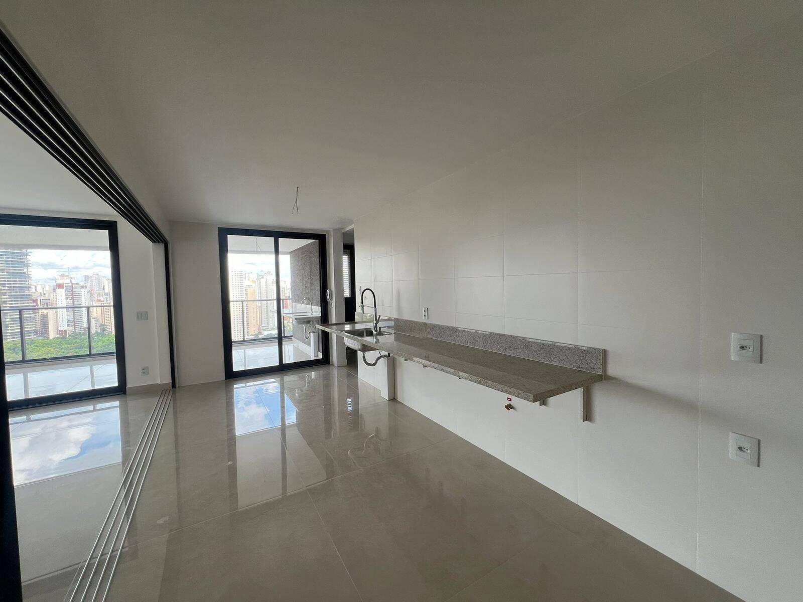 Apartamento, 4 quartos, 261 m² - Foto 8