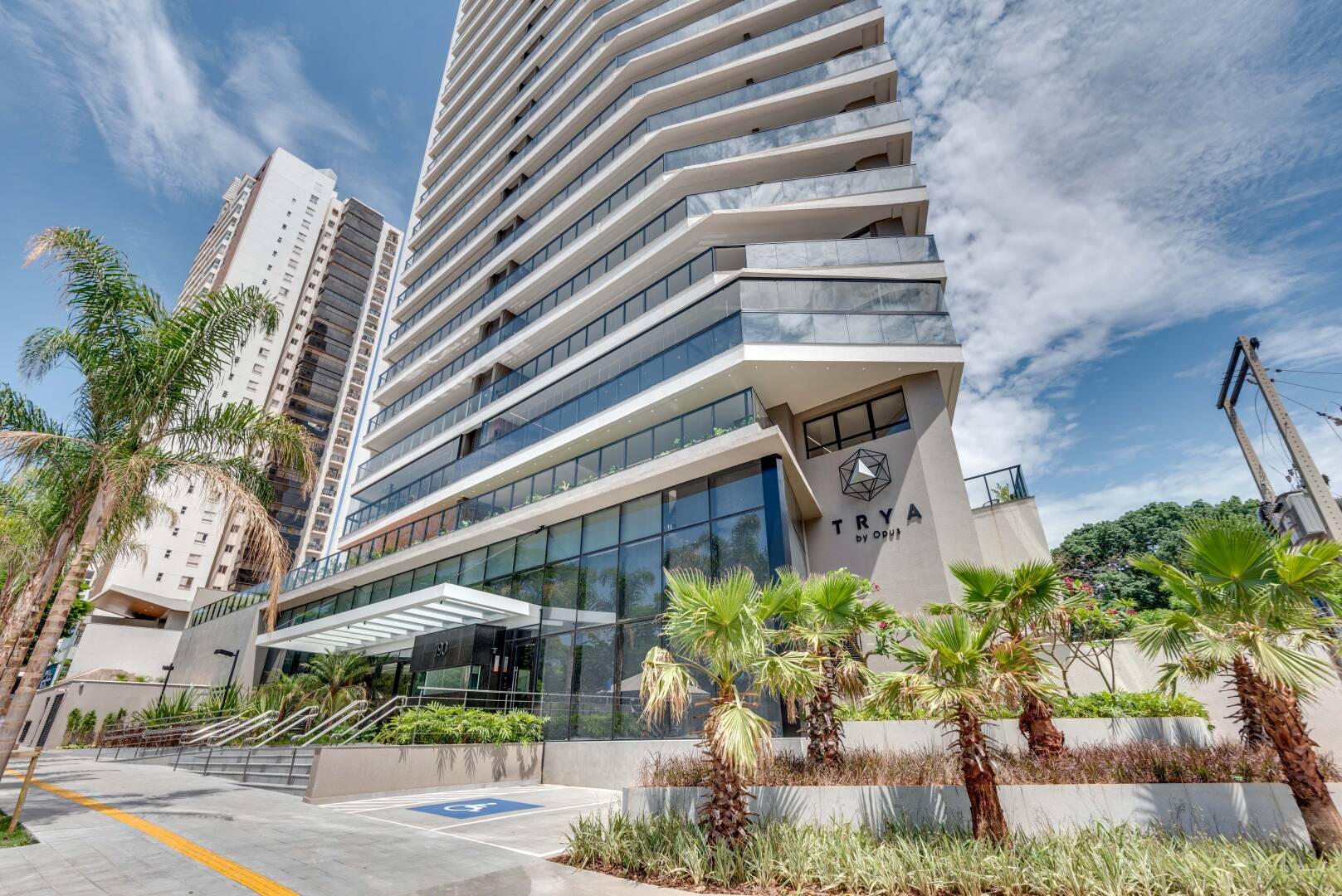 Apartamento, 4 quartos, 261 m² - Foto 1