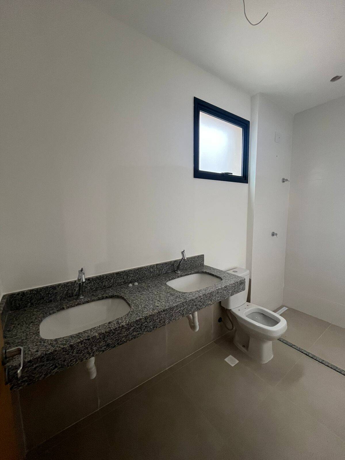 Casa à venda com 4 quartos, 181m² - Foto 14