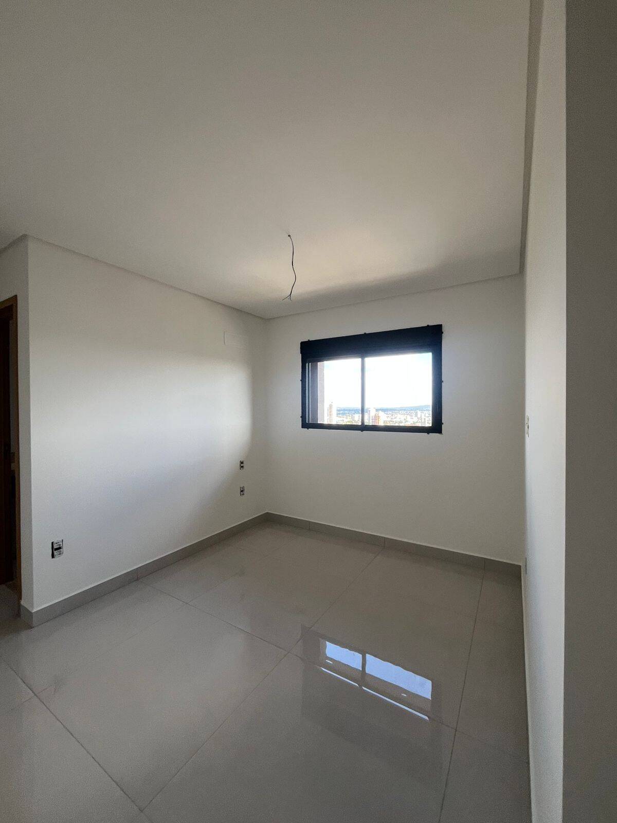 Apartamento à venda com 2 quartos, 75m² - Foto 5