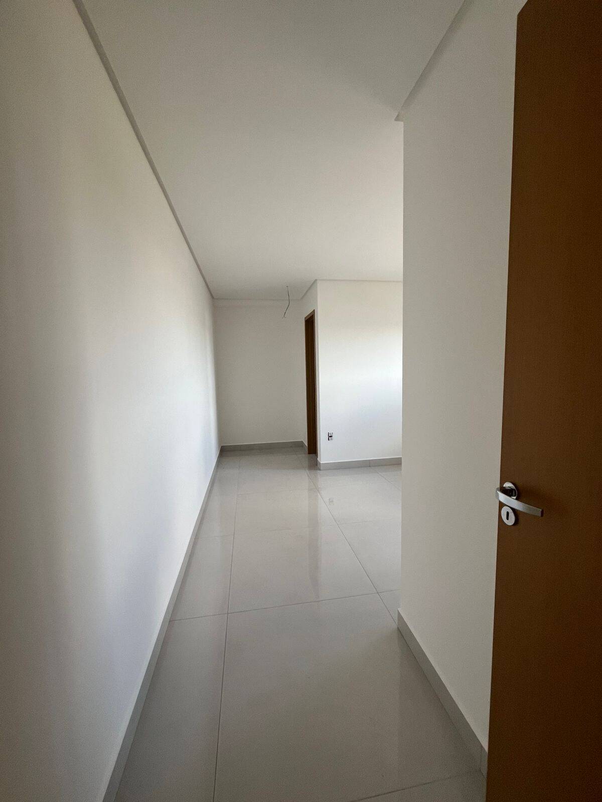 Apartamento à venda com 2 quartos, 75m² - Foto 12