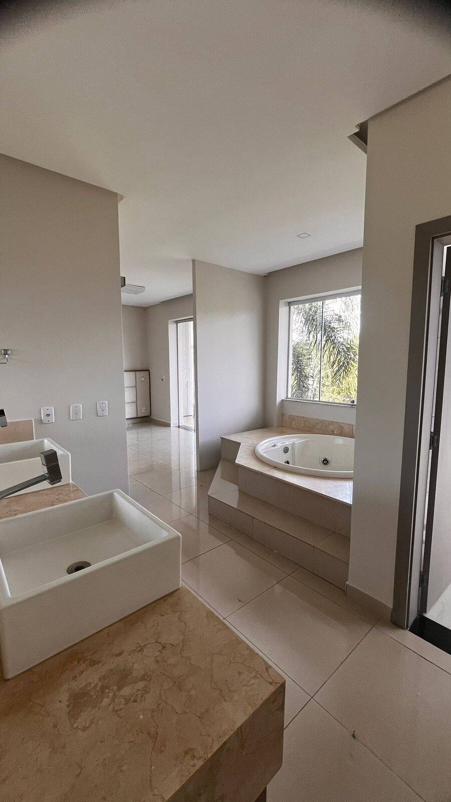 Sobrado para alugar com 4 quartos, 404m² - Foto 14