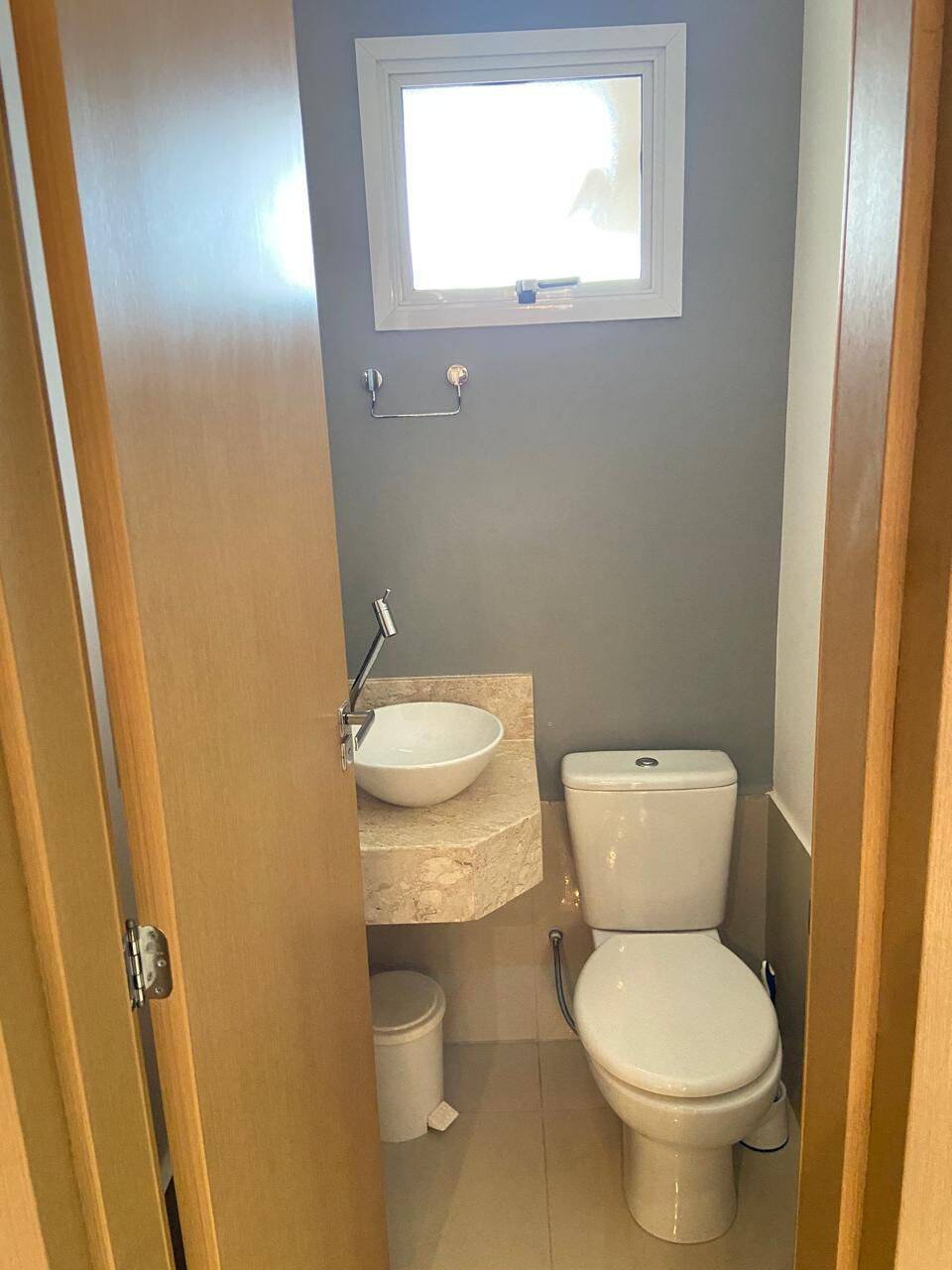 Apartamento para alugar com 3 quartos, 111m² - Foto 7