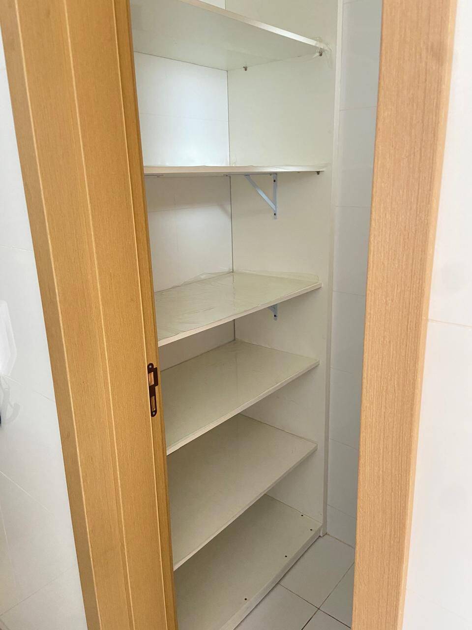 Apartamento para alugar com 3 quartos, 111m² - Foto 8