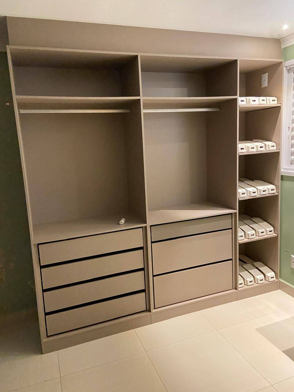 Apartamento para alugar com 3 quartos, 111m² - Foto 12