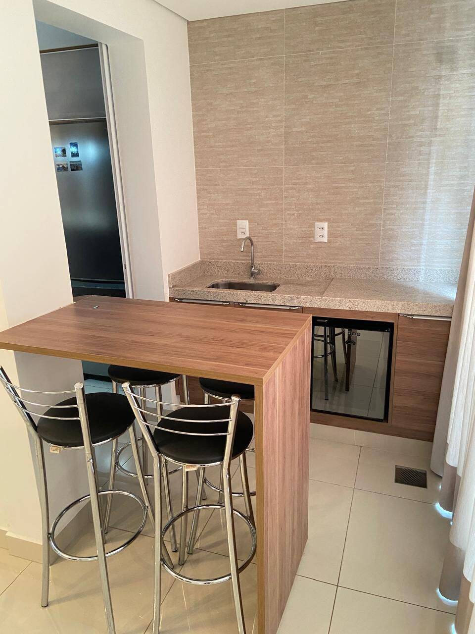 Apartamento para alugar com 3 quartos, 111m² - Foto 10