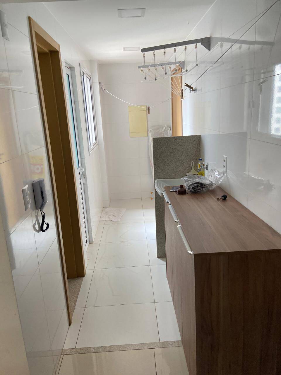 Apartamento para alugar com 3 quartos, 111m² - Foto 11