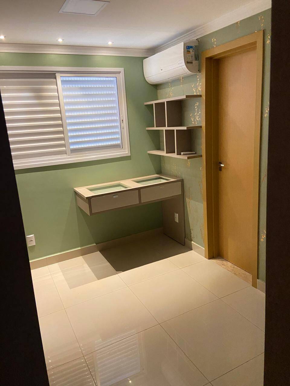 Apartamento para alugar com 3 quartos, 111m² - Foto 19