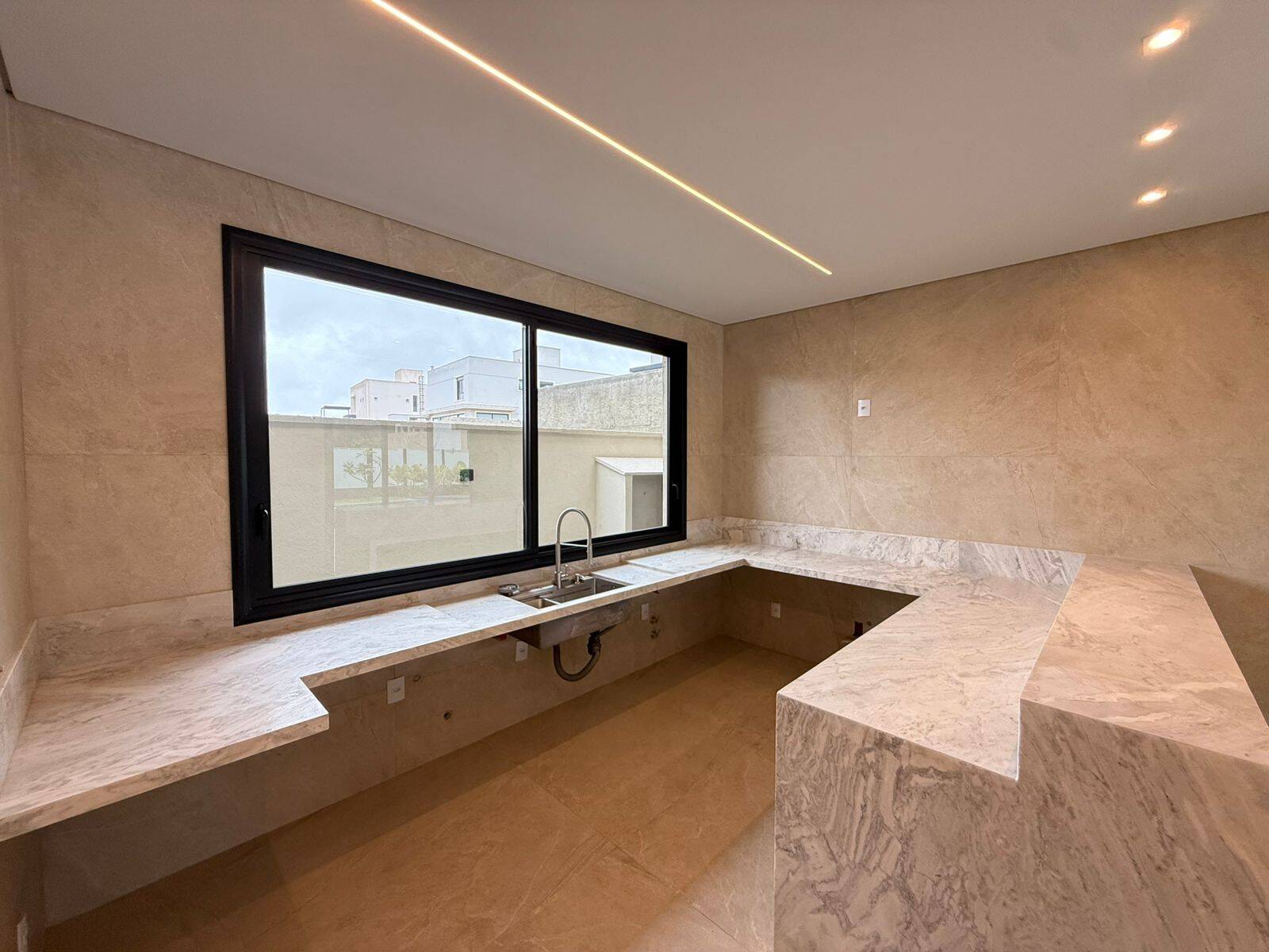 Casa, 3 quartos, 369 m² - Foto 22