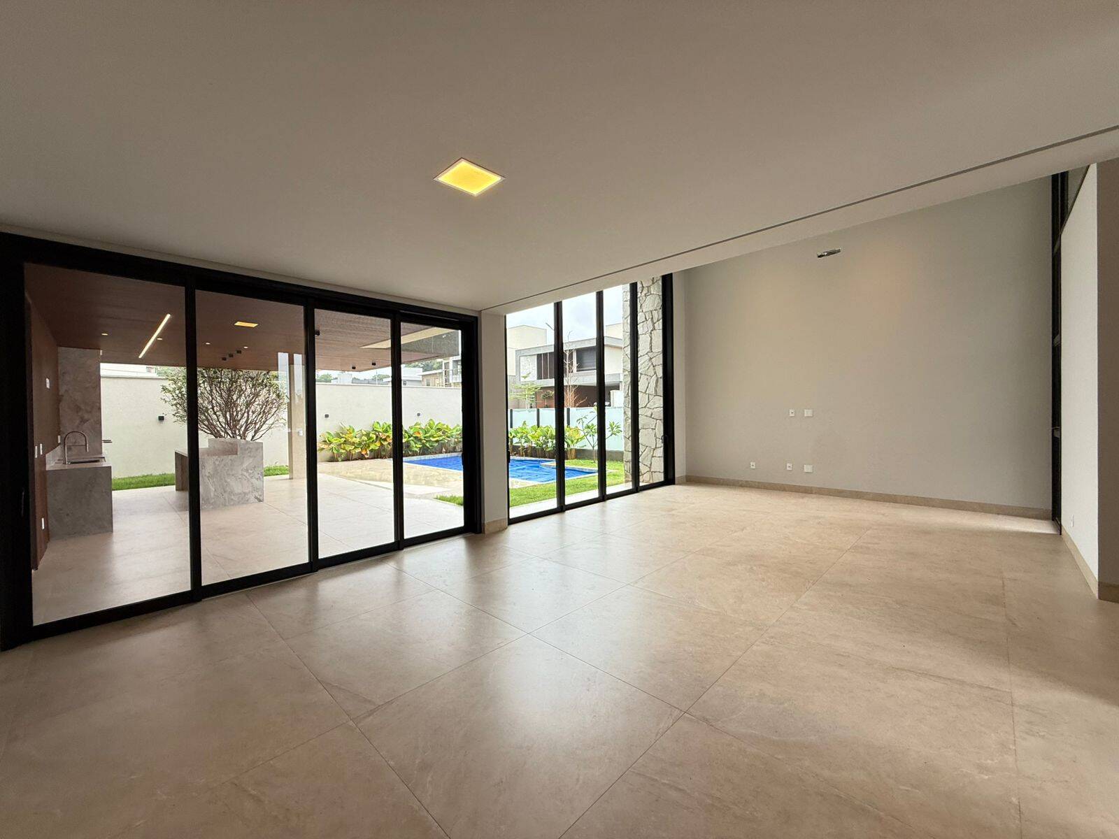 Casa, 3 quartos, 369 m² - Foto 25