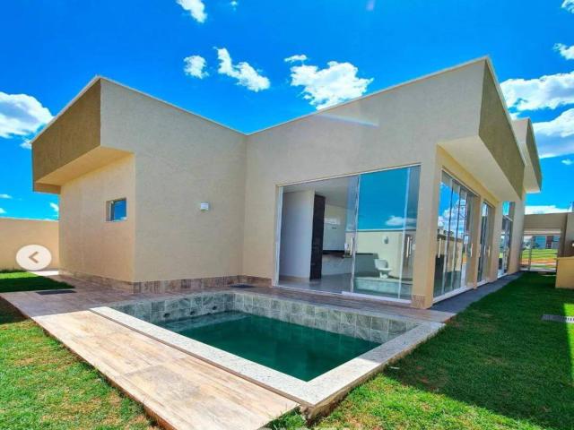 #104 - Casa para Venda em Senador Canedo - GO