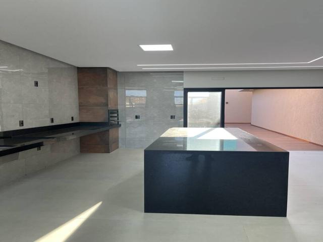 Casa para Venda em Aparecida de Goiânia - 4