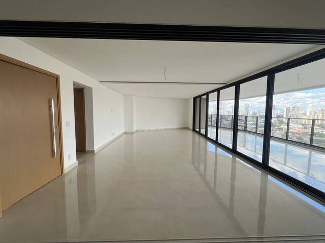 #200 - Apartamento para Venda em Goiânia - GO - 2