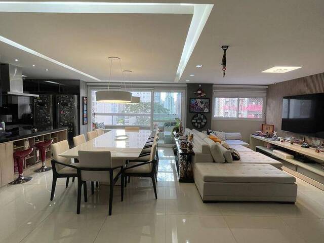 #216 - Apartamento para Venda em Goiânia - GO