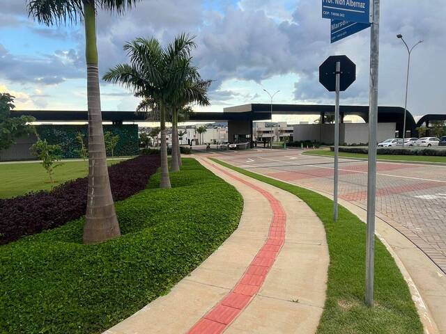 #230 - Casa para Venda em Aparecida de Goiânia - GO - 3