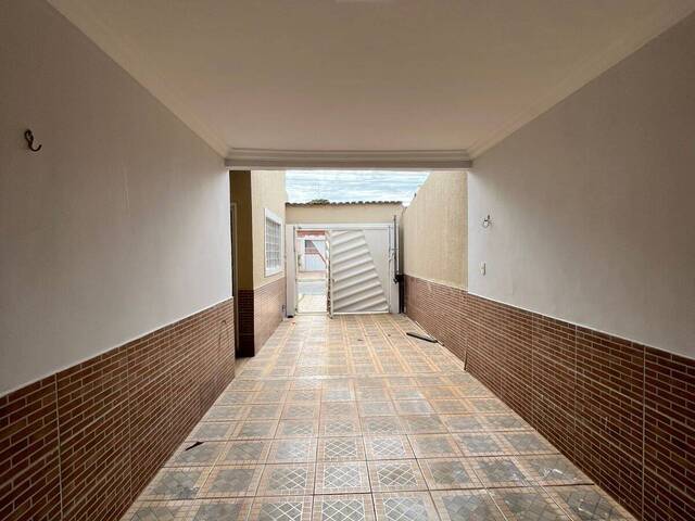 #231 - Casa para Venda em Aparecida de Goiânia - GO - 2