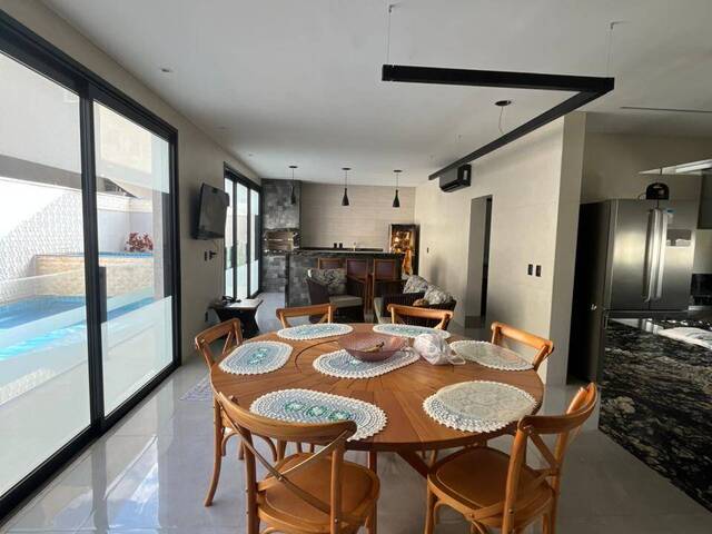 Casa para Venda em Goiânia - 5