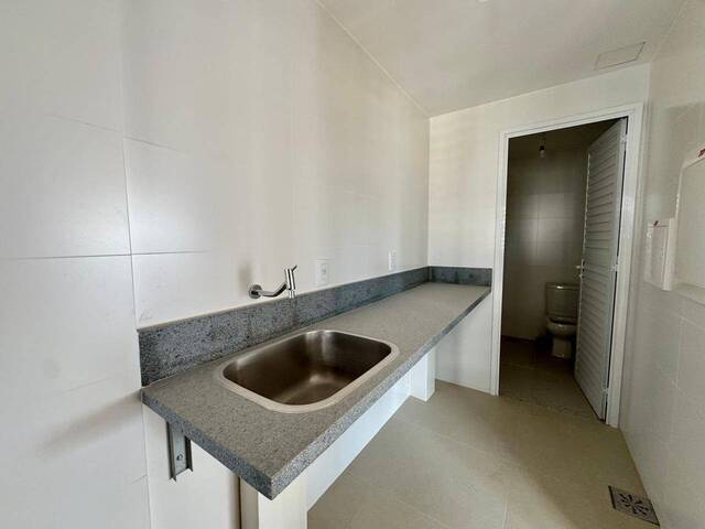 Apartamento para Venda em Goiânia - 4