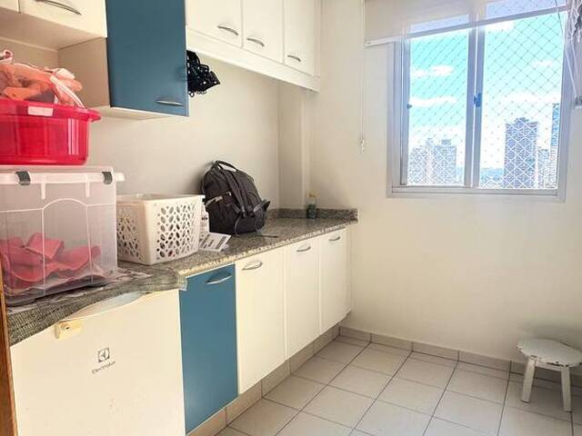 Apartamento para Venda em Goiânia - 4
